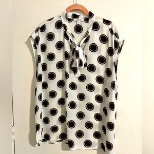 Bar iii XL blouse elegant pattern gold, white, black